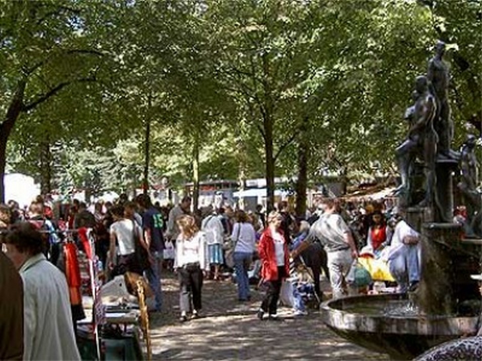 Flohmarkt Großneumarkt Hamburg Flohmarkt Termine Flohmärkte Hamburg
